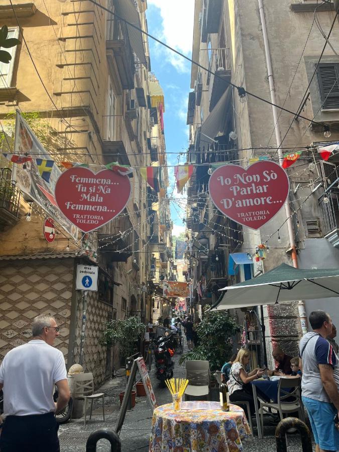 Casa Vacanza La Spagnola 나폴리 외부 사진