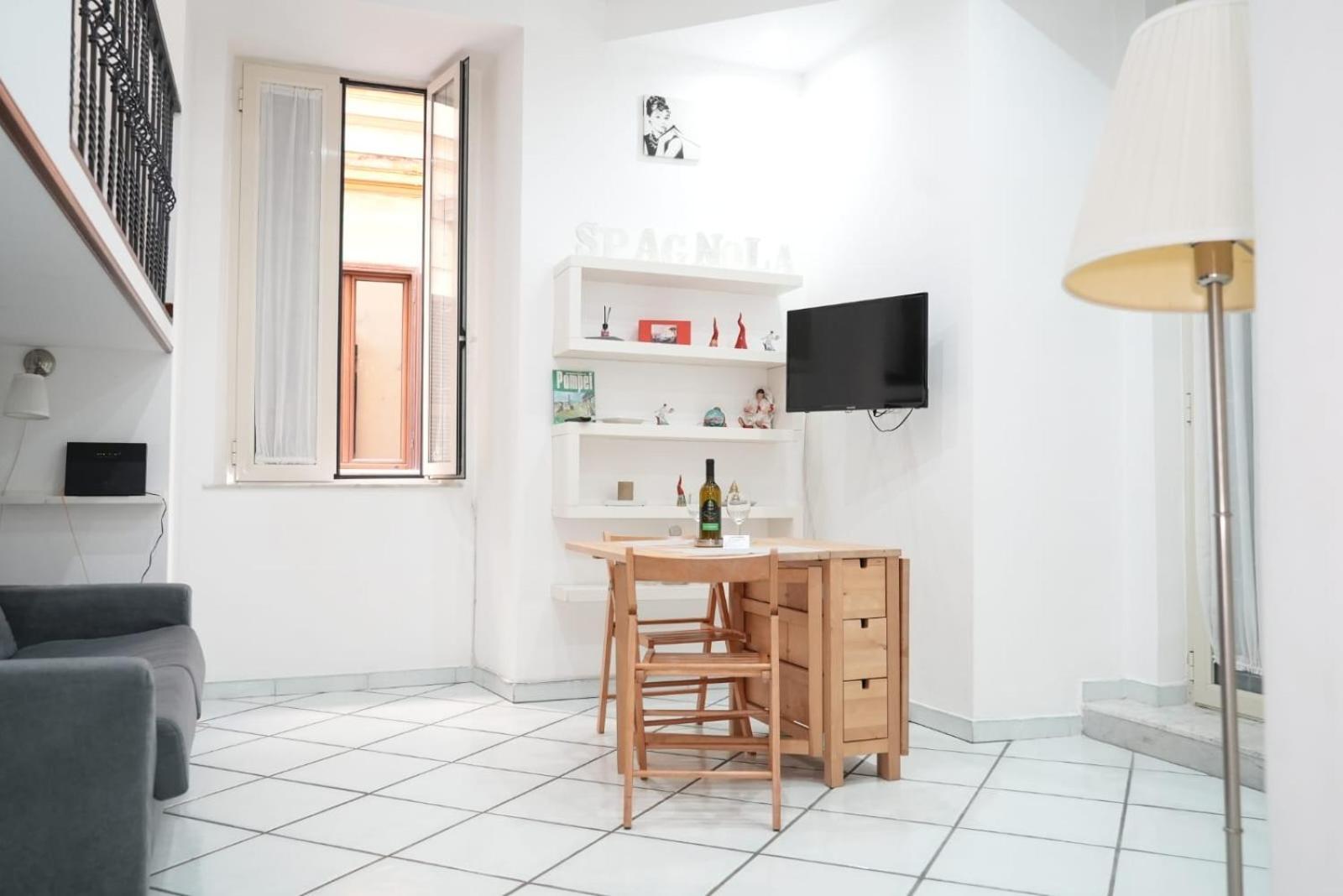 Casa Vacanza La Spagnola 나폴리 외부 사진